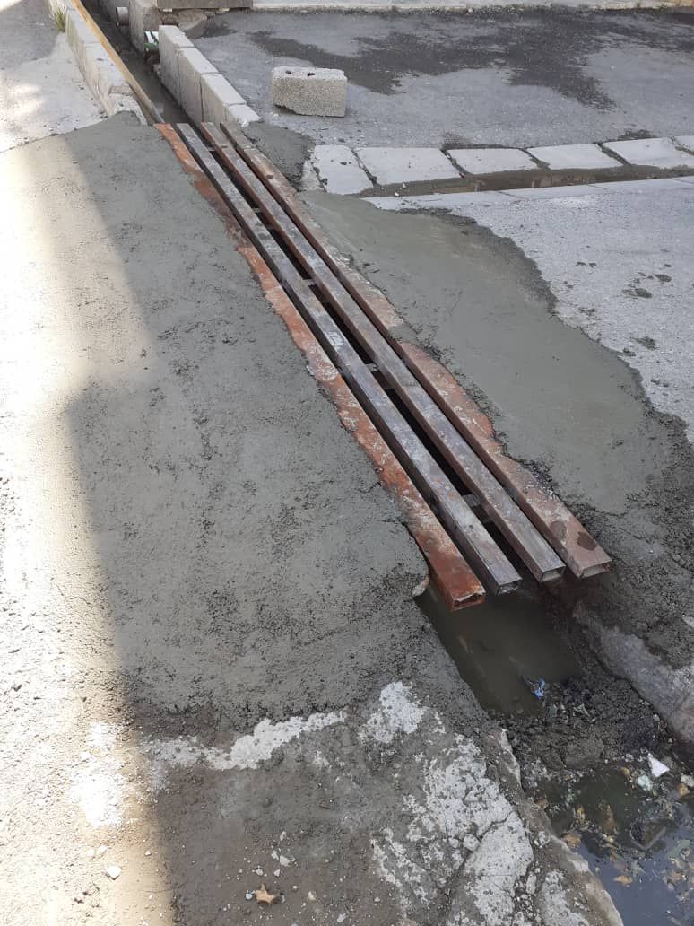 ساخت و نصب پل فلزی در ابتدای کوچه شهید چمران